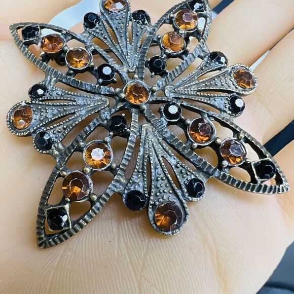 Vintage Victorian Style Filigree Brooch Silver Black Amber Tone Rhinestones 4053 - Picture 7 of 9